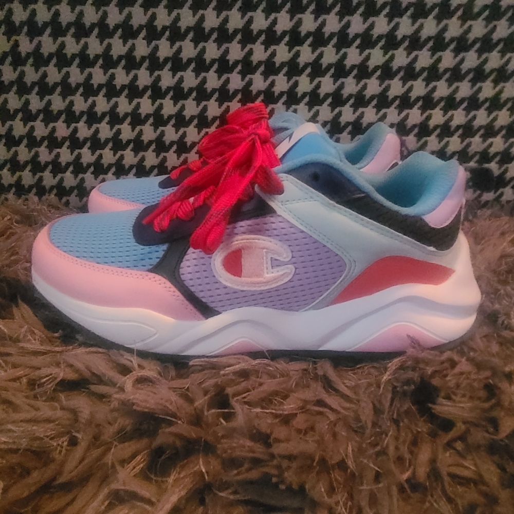 Champion Sneakers